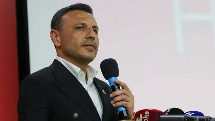 Özgür Çelik'ten Üsküdar tepkisi: Kumpas belli