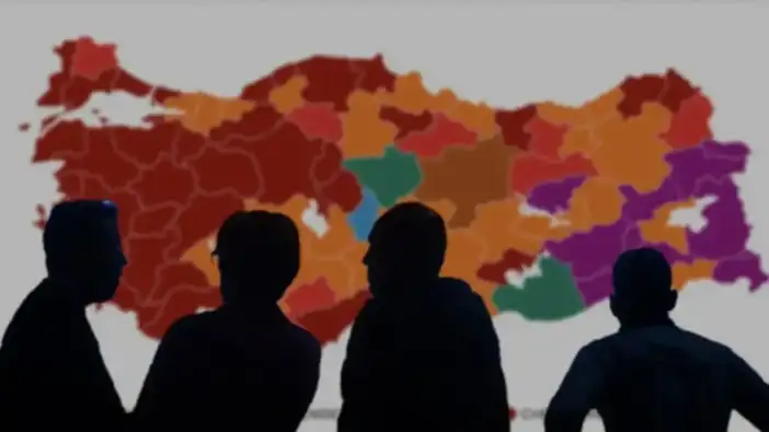 Son anket: Tüm partiler Kılıçdaroğlu CHP'sini geçti, 'Yeni Parti'den atak!