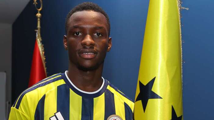 Amara Diouf kimdir?