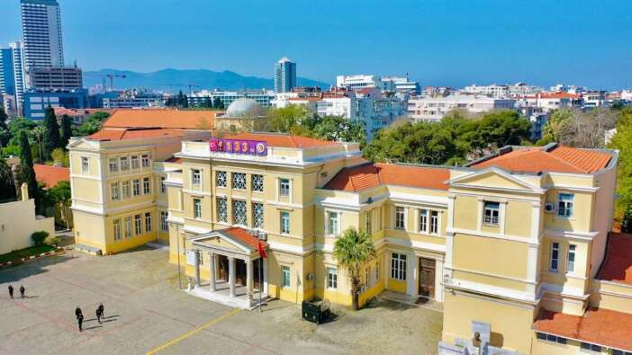 LGS'de tercih dönemi: İşte İzmir'in en iyi liseleri