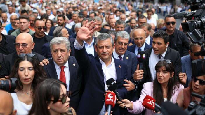 Toplantı bitti: İşte YENİ Parti'nin Yüksek Disiplin Kurulu üyeleri