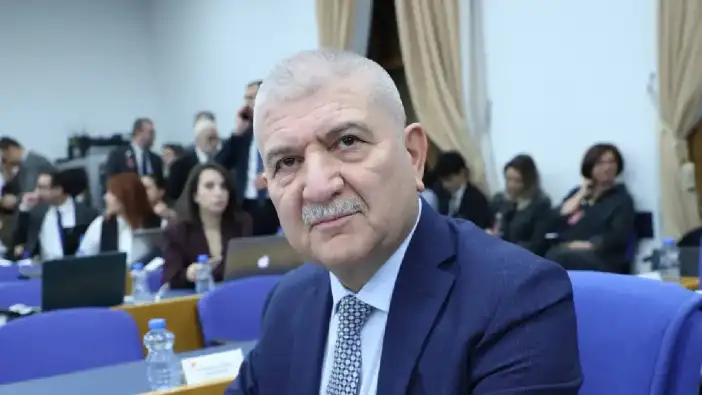 Cemalettin Kani Torun istifa etti: Yeni Yol Grubu düşecek mi?