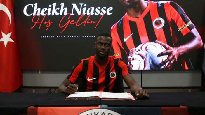 Gençlerbirliği, Cheikh Niasse'yi transfer etti