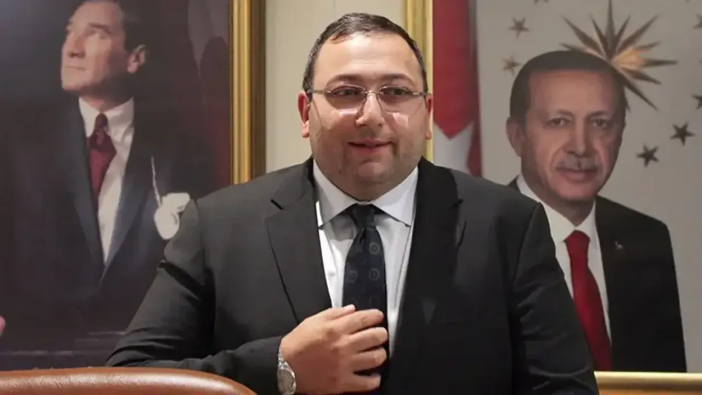 Üsküdar Belediye Başkanvekili Dündar Ziya Gültekin trafik kazasında yaşamını yitirdi
