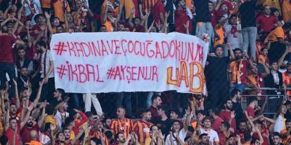 Galatasaray tribününde kadına şiddet pankartı