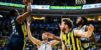 Fenerbahçe Beko, Partizan'ı farklı geçti; zirveye demir attı