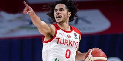 Ergin Ataman açıkladı: Shane Larkin yeniden 12 Dev Adam'a katıldı