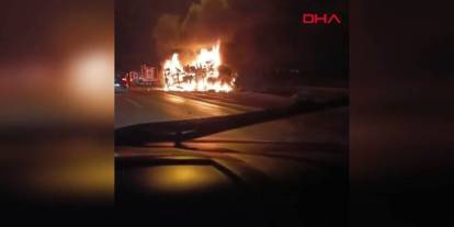 Mersin'de korkunç kaza! TIR'ı alevler sardı, sürücü hayatını kaybetti