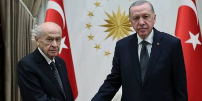 Erdoğan ile Bahçeli'nin görüşmesi başladı: Külliye'de kritik zirve