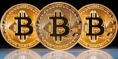 Bitcoin'den tarihi zirve: 97 bin doları aştı