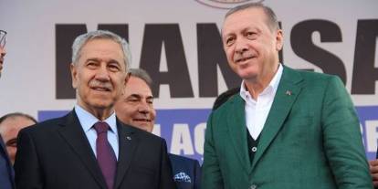 Bülent Arınç, Erdoğan'ın MGK'daki tartışmasını anlattı: Tayyip Bey yumruğu masaya vurmuş, 'Sus ulan' demiş