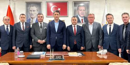 Parti binasında 'eğitim' toplantısı: AKP'li Başkan Milli Eğitim Müdürlerini hizaya çekti!