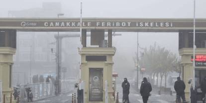 Çanakkale Boğazı'nda yoğun sis nedeniyle gemi trafiği durduruldu