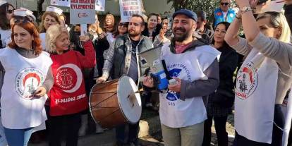 Aile hekimleri eylemlerinin 5'inci gününde: Sağlıkçılar Bakan Memişoğlu'nu istifaya çağırdı