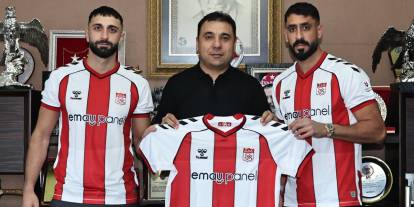 Sivasspor, Efkan Bekiroğlu ve Tolga Ciğerci'yi transfer etti