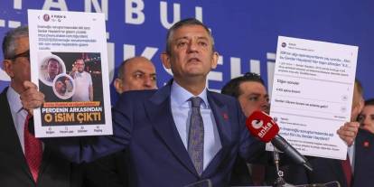 Özel mitingleri görmeyen medyayı eleştirirken NTV yayını kesti