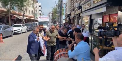PKK, silah bıraktığını açıkladı: Diyarbakır’da halaylı kutlama