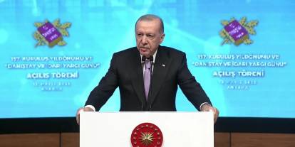 Cumhurbaşkanı Erdoğan: "Yargı mensuplarımızın hedef gösterilmesi, meydanlarda yuhalatılması büyük bir sorumsuzluktur"