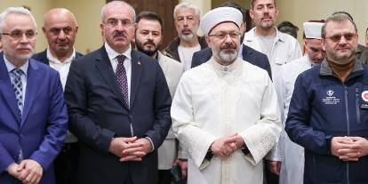 Hac ve umre denetimi artık Diyanet'e emanet! Sayıştay devre dışı kalıyor
