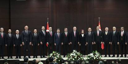 Erdoğan’ın yeni kabine planı: Koltuğu garanti olan 4 bakan kim