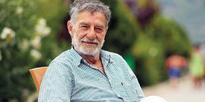 Usta oyuncu Ahmet Mekin hastaneye kaldırıldı