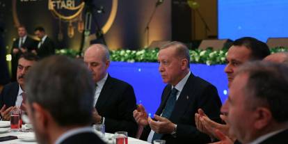 Erdoğan'ın belediyelere ilişkin planı ortaya çıktı: Yetkiler valiye, başkanlar "süse" dönüşüyor