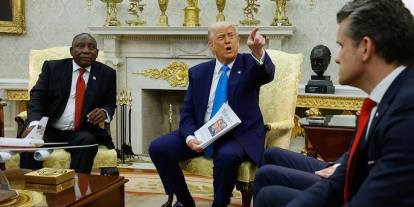 Donald Trump, Katar uçağı sorusunu soran NBC muhabirini salondan kovdu