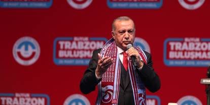 AKP kulislerinde alarm: İmamoğlu’na yönelen Karadeniz sermayesi, partide rahatsızlık yaratıyor