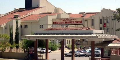 Manavgat Devlet Hastanesi’ni fare bastı, başhekim çözümü kedide buldu