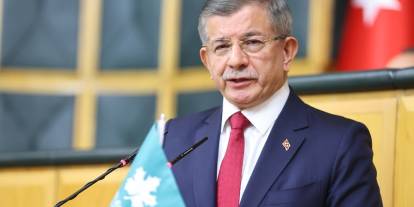 Ahmet Davutoğlu’ndan Kurban Bayramı mesajı: Bayramlar yüke dönüştü