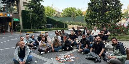 KRT emekçilerinin direnişi sürüyor: Bayramın üçüncü gününe dayanışmaya çağrısı