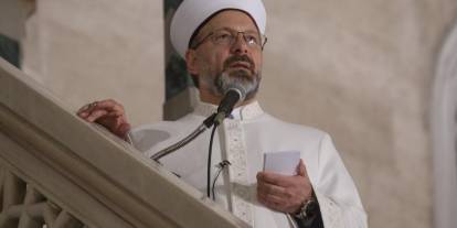 Diyanet'ten skandal uygulama: 12 yaşındaki çocuğu istismar etti Erbaş'ın da imzasıyla vaiz olarak göreve döndü