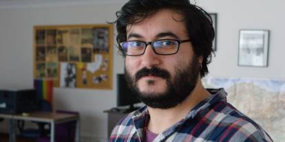 Sendika.Org emekçisi Ozan Cırık ev baskınıyla gözaltına alındı