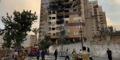HRANA: İsrail'in İran'a yönelik saldırılarında çoğu sivil 215 kişi öldü