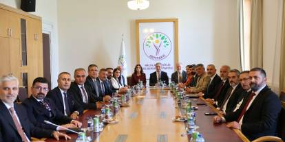15 baronun başkanından DEM Parti'ye 'süreç' ziyareti