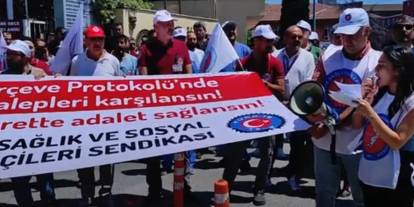 Çapa’da sağlık emekçileri meydanlara indi: 'Sefalet ücreti dayatılıyor'