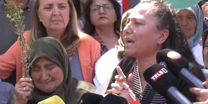 Milaslı zeytin çiftçileri Meclis önünde eylem yaptı: ‘Eğer bu toprağa çökerseniz…’