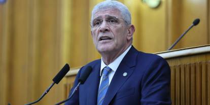 Müsavat Dervişoğlu grup toplantısında konuştu: ‘En büyük millî güvenlik sorunumuz aslına bakarsanız budur’