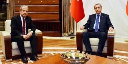 AKP’li Şamil Tayyar’dan AKP’ye tepki: ‘Toplum derin yoksulluğa düzenleme beklerken boğazını sıkmaya devam’