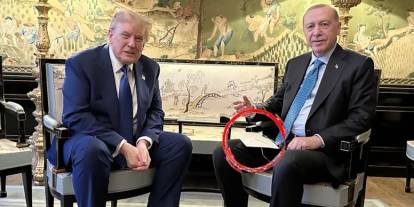 Erdoğan'ın Trump görüşmesinde elinde tuttuğu zarfın sırrı ortaya çıktı