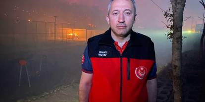 Aliağa'da yangınla mücadele sürüyor