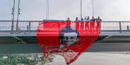 CHP'li vekillere 'Free İmamoğlu' pankartı fezlekesi