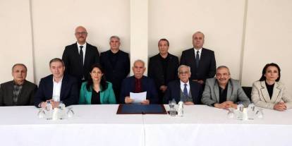 DEM heyeti yola çıktı: Öcalan ile görüşecekler