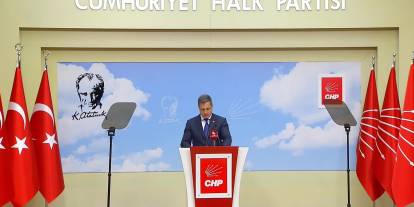Deniz Yücel: Gücümüz, geçim mücadelesine de İmamoğlu’nun özgürlük mücadelesine de yeter