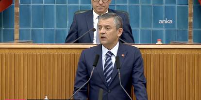 Özgür Özel, partisinin grup toplantısında konuşuyor