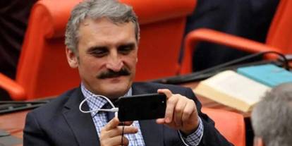 Ahmet Hamdi Çamlı’nın Atatürk düşmanlığı durdurulamıyor