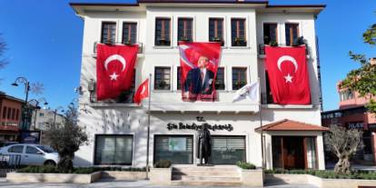 Gözaltındaki Şile Belediye Başkanı Özgür Kabadayı adliyeye sevk edildi