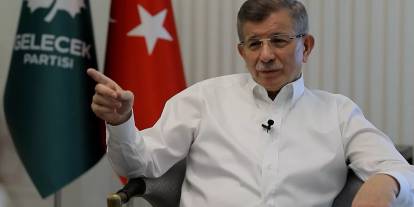 Davutoğlu: Ayakkabı kutusu ile baklava kutusu yarışıyor
