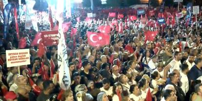 Adana halkı, Zeydan Karalar için meydanı doldurdu: Özgür Özel yurttaşlara sesleniyor