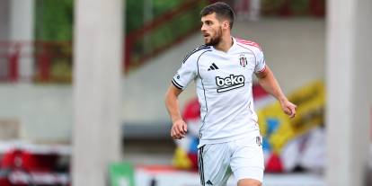 Beşiktaş 5 gollü hazırlık maçında mağlup oldu
